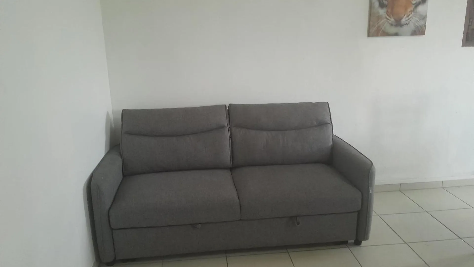 فيلة Peaceful Accommodation For 4 People لو مول